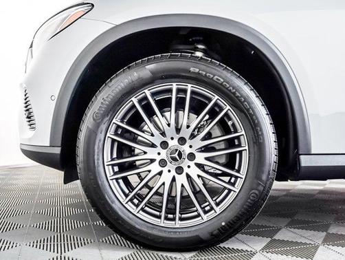 2026 Mercedes-Benz GLC 300 Base