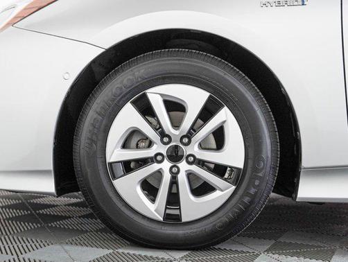 2017 Toyota Prius Two Eco