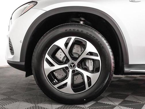 2025 Mercedes-Benz GLC 350e Base