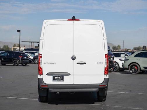 2026 Mercedes-Benz Sprinter 2500 Standard Roof