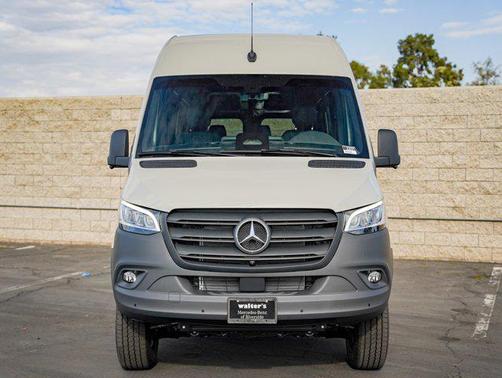 2026 Mercedes-Benz Sprinter 2500 High Roof