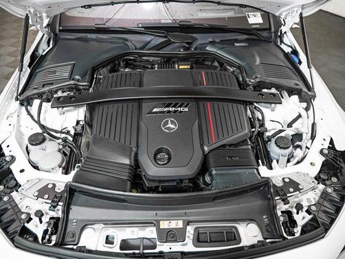 MANUFAKTUR Moonlight White Metallic 2026 Mercedes-Benz AMG CLE 53 4MATIC+