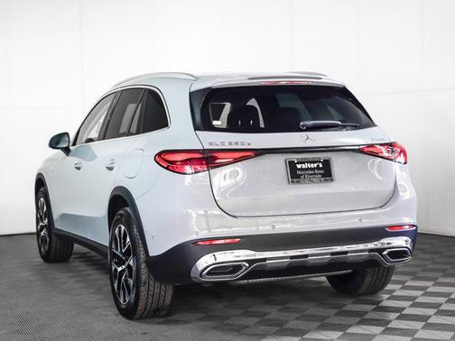 2025 Mercedes-Benz GLC 350e Base
