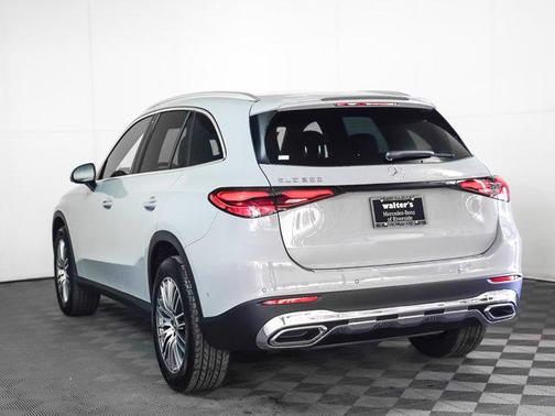 2026 Mercedes-Benz GLC 300 Base