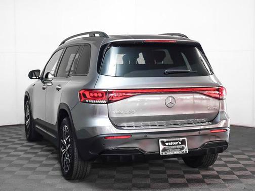 2022 Mercedes-Benz EQB 300 4MATIC