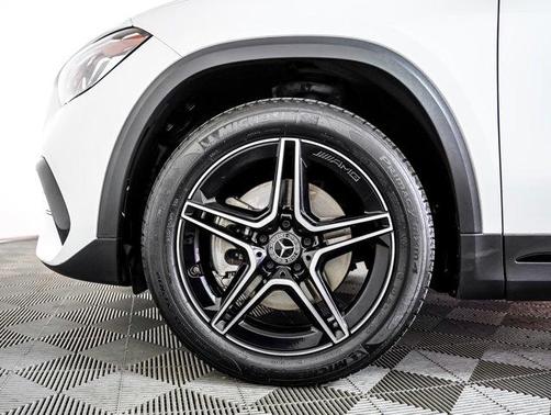 2022 Mercedes-Benz GLA 250 Base