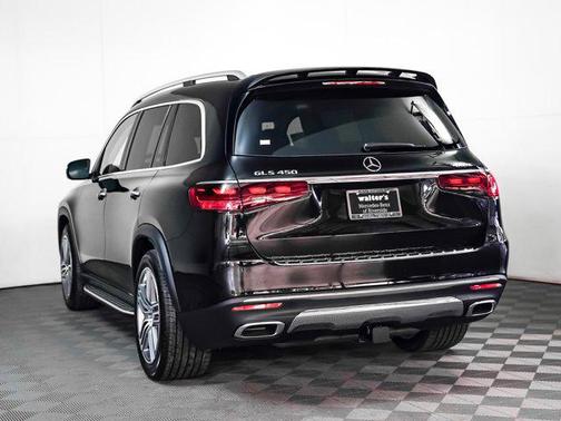 2026 Mercedes-Benz GLS 450 4MATIC