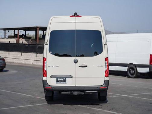 2025 Mercedes-Benz Sprinter 2500 High Roof