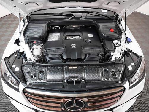2025 Mercedes-Benz GLS 580 4MATIC