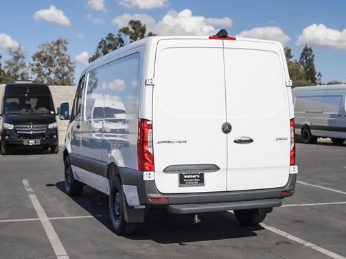 2026 Mercedes-Benz Sprinter 2500 Standard Roof