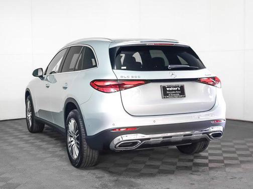 2025 Mercedes-Benz GLC 300 4MATIC