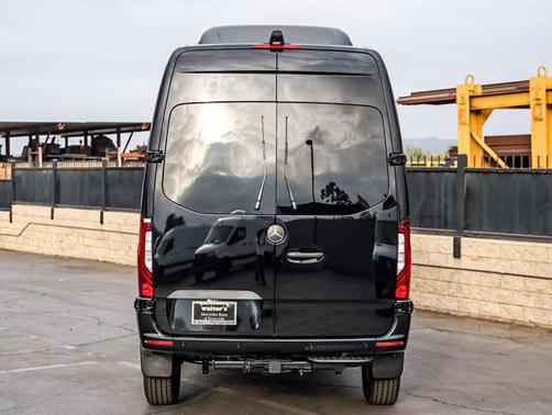 2026 Mercedes-Benz Sprinter 2500 Standard Roof