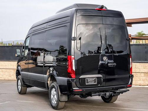 2026 Mercedes-Benz Sprinter 2500 Standard Roof