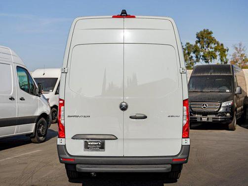 2025 Mercedes-Benz Sprinter 2500 High Roof