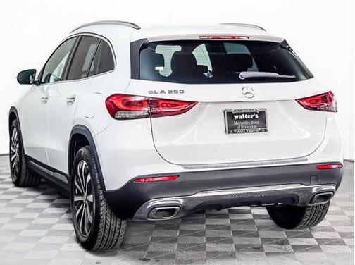 2023 Mercedes-Benz GLA 250 Base