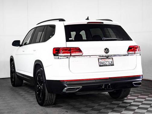 2023 Volkswagen Atlas 3.6L SE w/Technology
