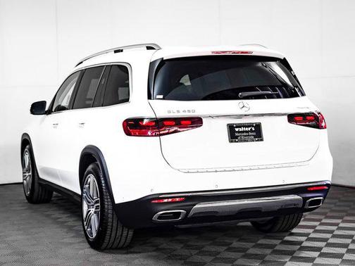 2025 Mercedes-Benz GLS 450 4MATIC