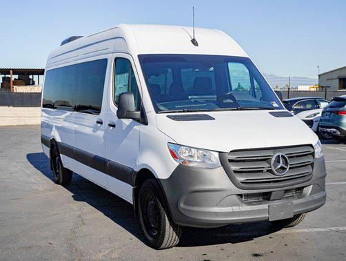 2025 Mercedes-Benz Sprinter 2500 High Roof
