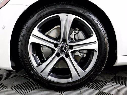 2018 Mercedes-Benz E-Class E 300