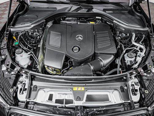 2025 Mercedes-Benz GLC 350e Base