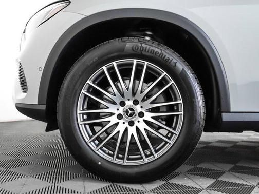 2026 Mercedes-Benz GLC 300 Base