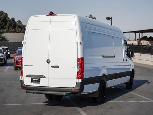 2025 Mercedes-Benz Sprinter 3500 High Roof