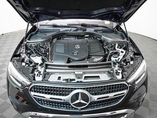 2026 Mercedes-Benz GLC 300 4MATIC