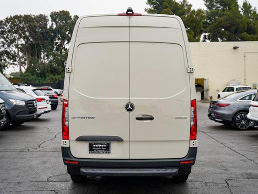 2025 Mercedes-Benz Sprinter 2500 High Roof