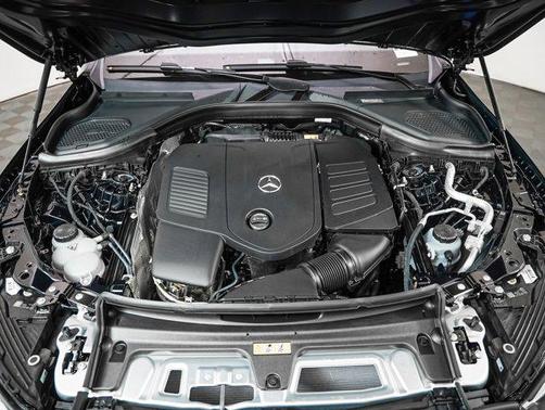 2025 Mercedes-Benz GLC 300 Base