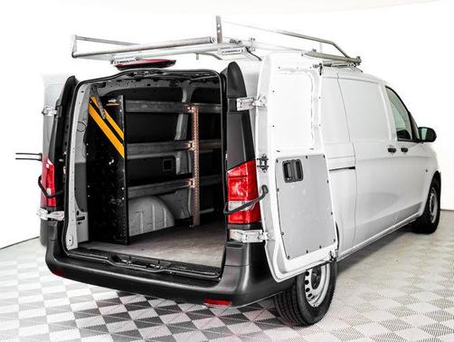 2021 Mercedes-Benz Metris Base