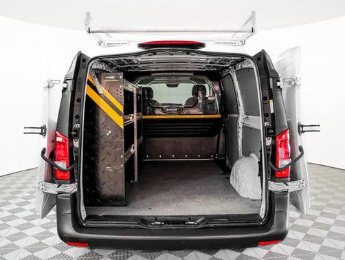 2021 Mercedes-Benz Metris Base