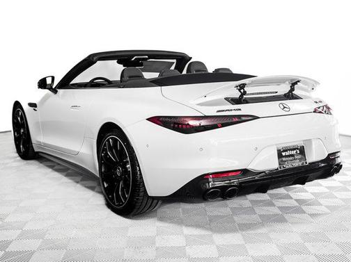 2025 Mercedes-Benz AMG SL 43 Base
