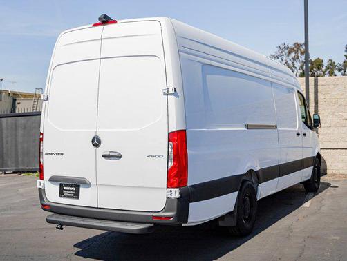 2025 Mercedes-Benz Sprinter 2500 High Roof
