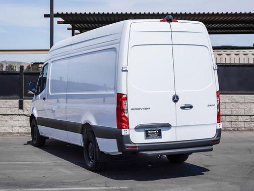 2025 Mercedes-Benz Sprinter 2500 High Roof