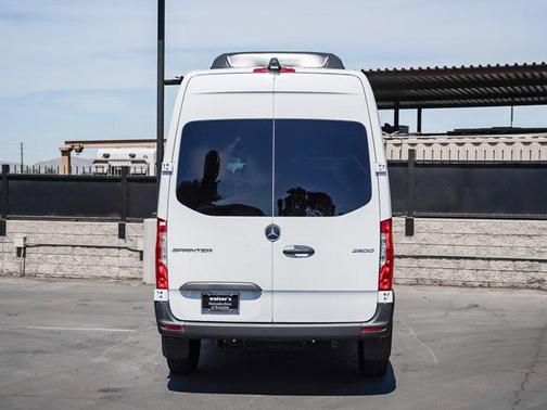 2025 Mercedes-Benz Sprinter 2500 Standard Roof