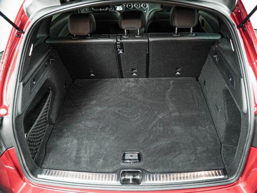 MANUFAKTUR Cardinal Red Metallic 2022 Mercedes-Benz GLC 300 4MATIC