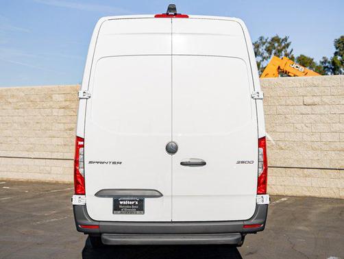 2026 Mercedes-Benz Sprinter 2500 High Roof