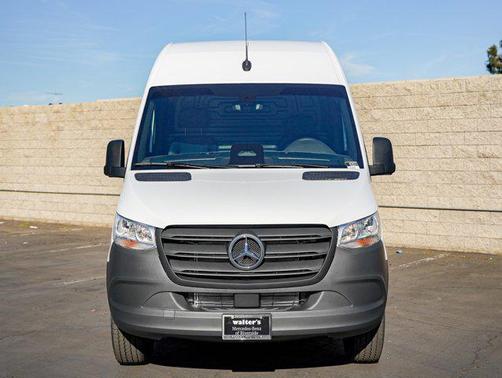 2026 Mercedes-Benz Sprinter 2500 High Roof
