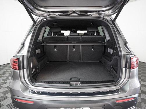 2025 Mercedes-Benz EQB 300 4MATIC