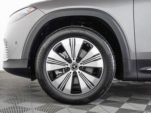 2023 Mercedes-Benz EQB 300 4MATIC
