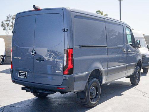 2025 Mercedes-Benz Sprinter 2500 Standard Roof