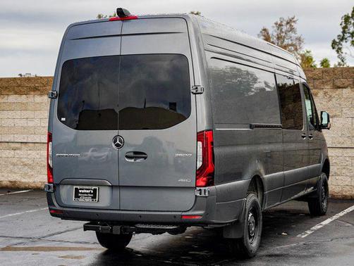 2026 Mercedes-Benz Sprinter 2500 High Roof