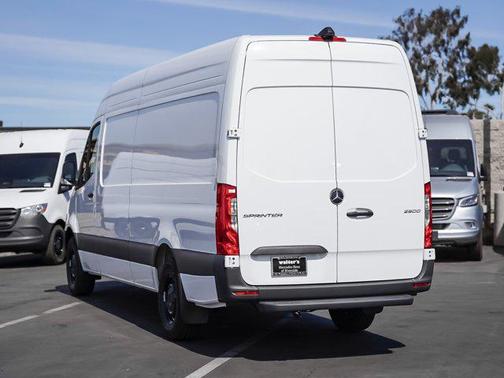 2025 Mercedes-Benz Sprinter 2500 High Roof