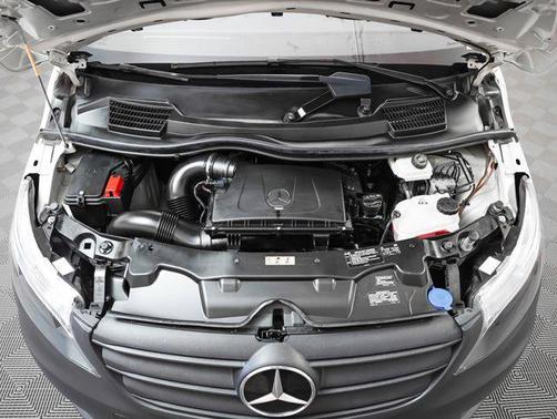 2023 Mercedes-Benz Metris Base