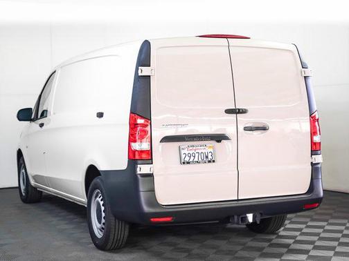 2023 Mercedes-Benz Metris Base