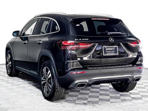 2025 Mercedes-Benz GLA 250 Base