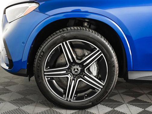 2023 Mercedes-Benz GLC 300 Base