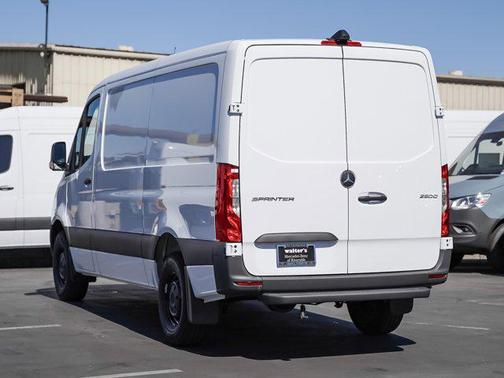 2025 Mercedes-Benz Sprinter 2500 Standard Roof