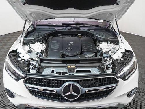 2025 Mercedes-Benz GLC 300 Base