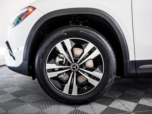2025 Mercedes-Benz GLA 250 Base